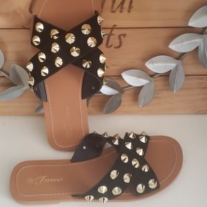 Funky black sandles